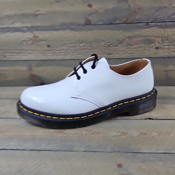 Dr. Martens AirWair 1461 White Patent Leather Oxford Shoes  NEW - Picture 2 of 10